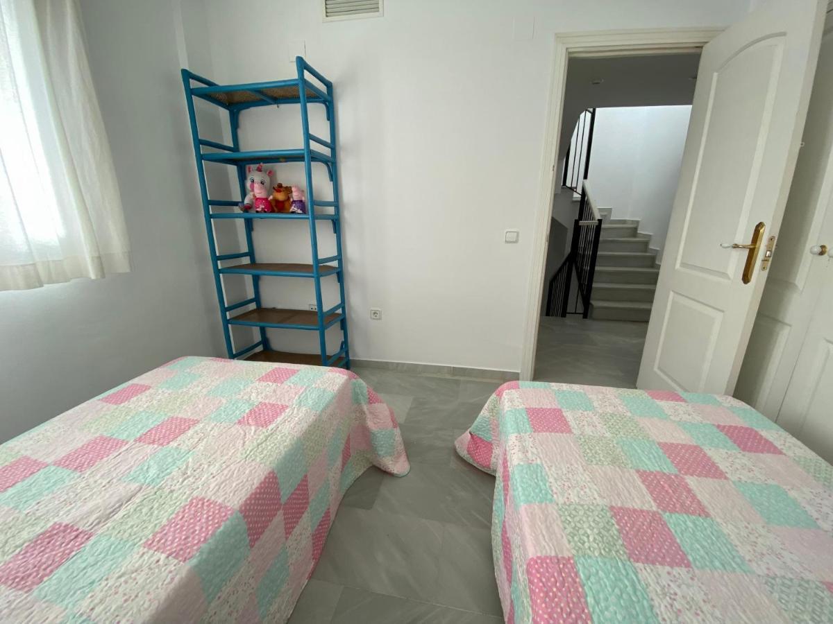 Entre Hoyos Y La Playa Grupo Ac Gestion Villa Ново Санкти Петри Екстериор снимка